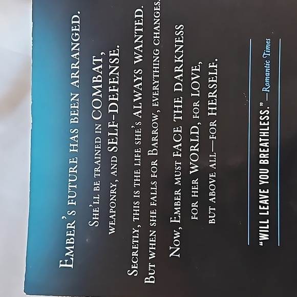 RIFT Andrea Cremer A Nigtshade Novel Speak Books Paperback 2013 Pre-owned - Picture 7 of 17